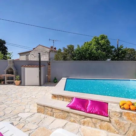 Casa Mia *
